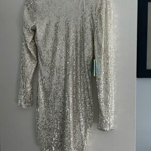 Elegant Gold Sequin Dress